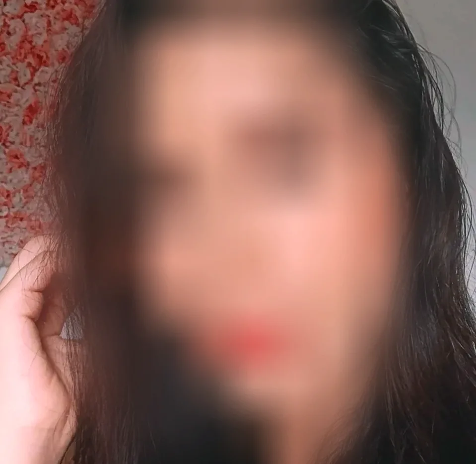 Ana, 29 años