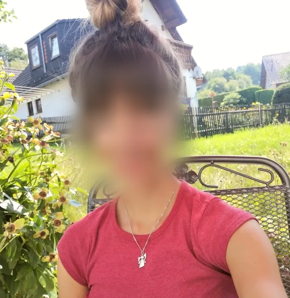 Ane, 24 años